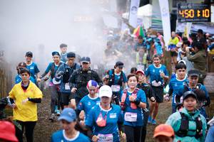 BIB: 450, 1047
                            <button type="button" onclick="openModal(13429664)" class="btn btn-primary btn-sm float-right btn-popup" data-toggle="modal" data-target=".modal-high-quality">
                        <i class="fas fa-shopping-cart"></i> Add to Cart
                    </button>
                                            <button type="button" onclick="isThisMe(13429664, true)" class="btn btn-success btn-sm float-right btn-popup btn-isme hidden" data-toggle="tooltip" data-placement="bottom" title="นี่คือรูปของคุณใช่ไหม คลิกที่นี่เพื่อเอาเข้าอัลบั้ม">
                        <i class="fas fa-plus"></i> Add to album
                    </button>
                    <button type="button" onclick="isThisMe(13429664, false)" class="btn btn-warning btn-sm float-right btn-popup btn-isnotme hidden">
                        <i class="fas fa-ban"></i> Remove from album
                    </button>